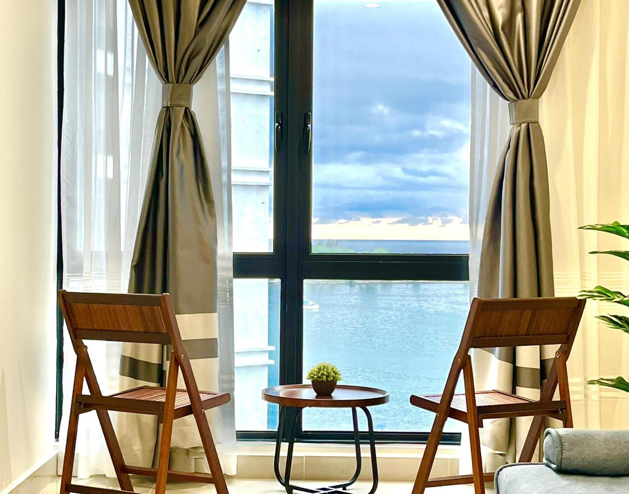Covesign Suite, The Shore Kota Kinabalu Exterior photo