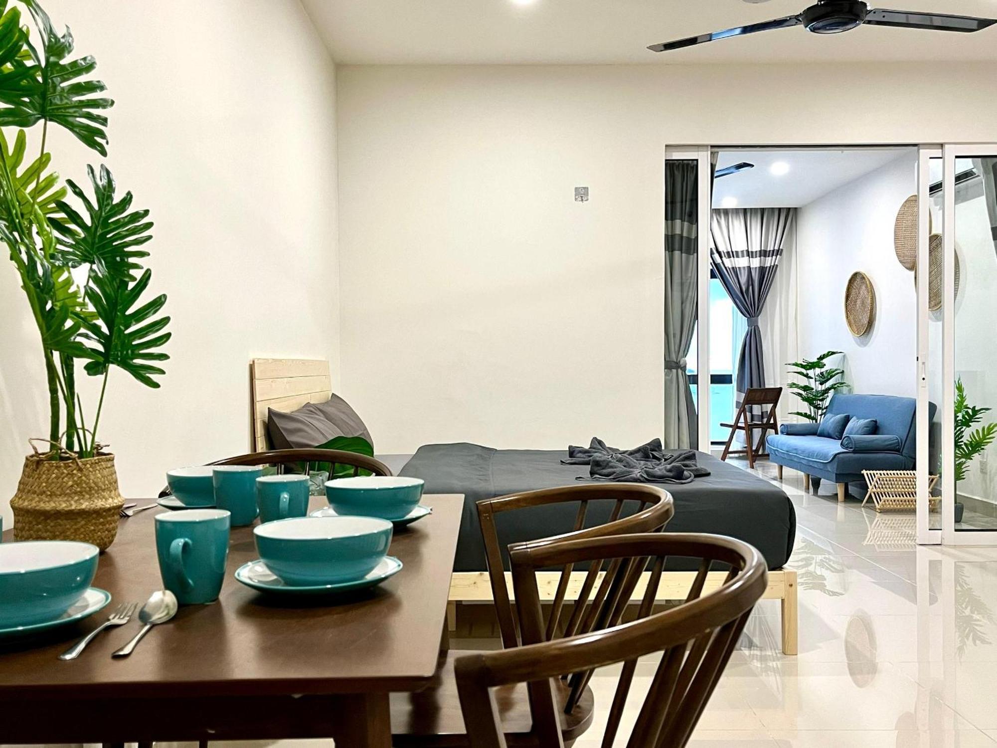 Covesign Suite, The Shore Kota Kinabalu Exterior photo
