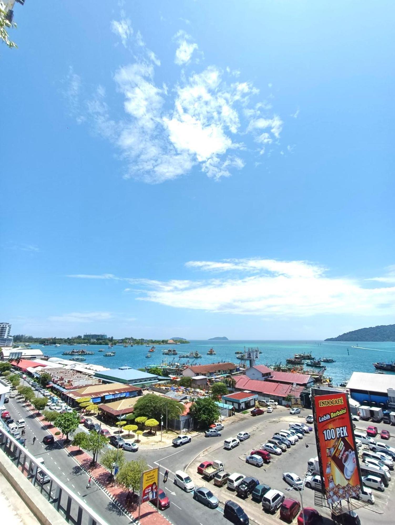 Covesign Suite, The Shore Kota Kinabalu Exterior photo