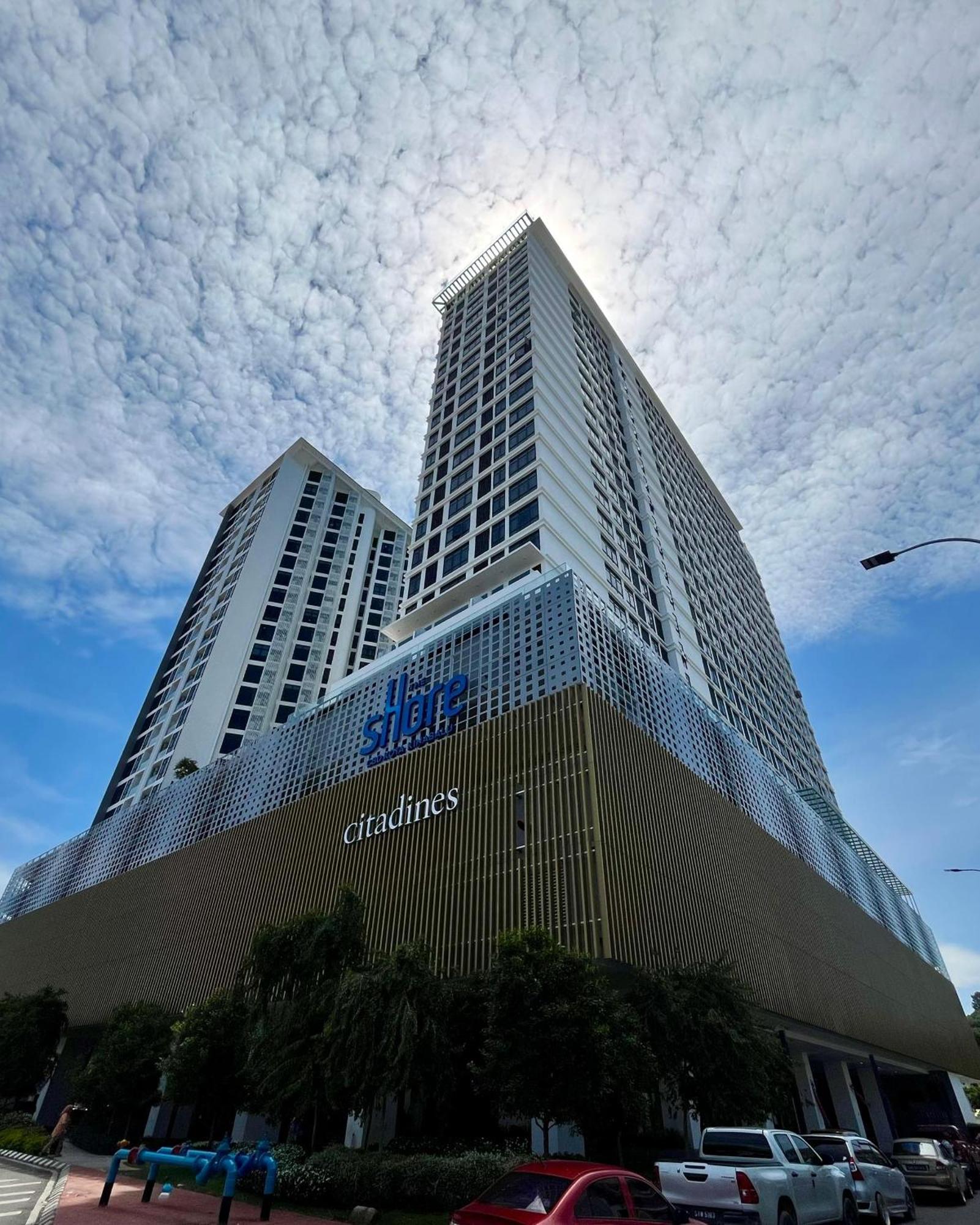 Covesign Suite, The Shore Kota Kinabalu Exterior photo