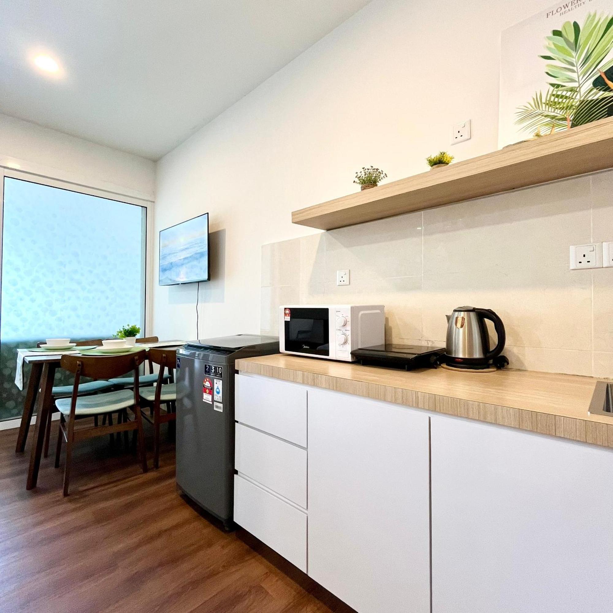 Covesign Suite, The Shore Kota Kinabalu Exterior photo