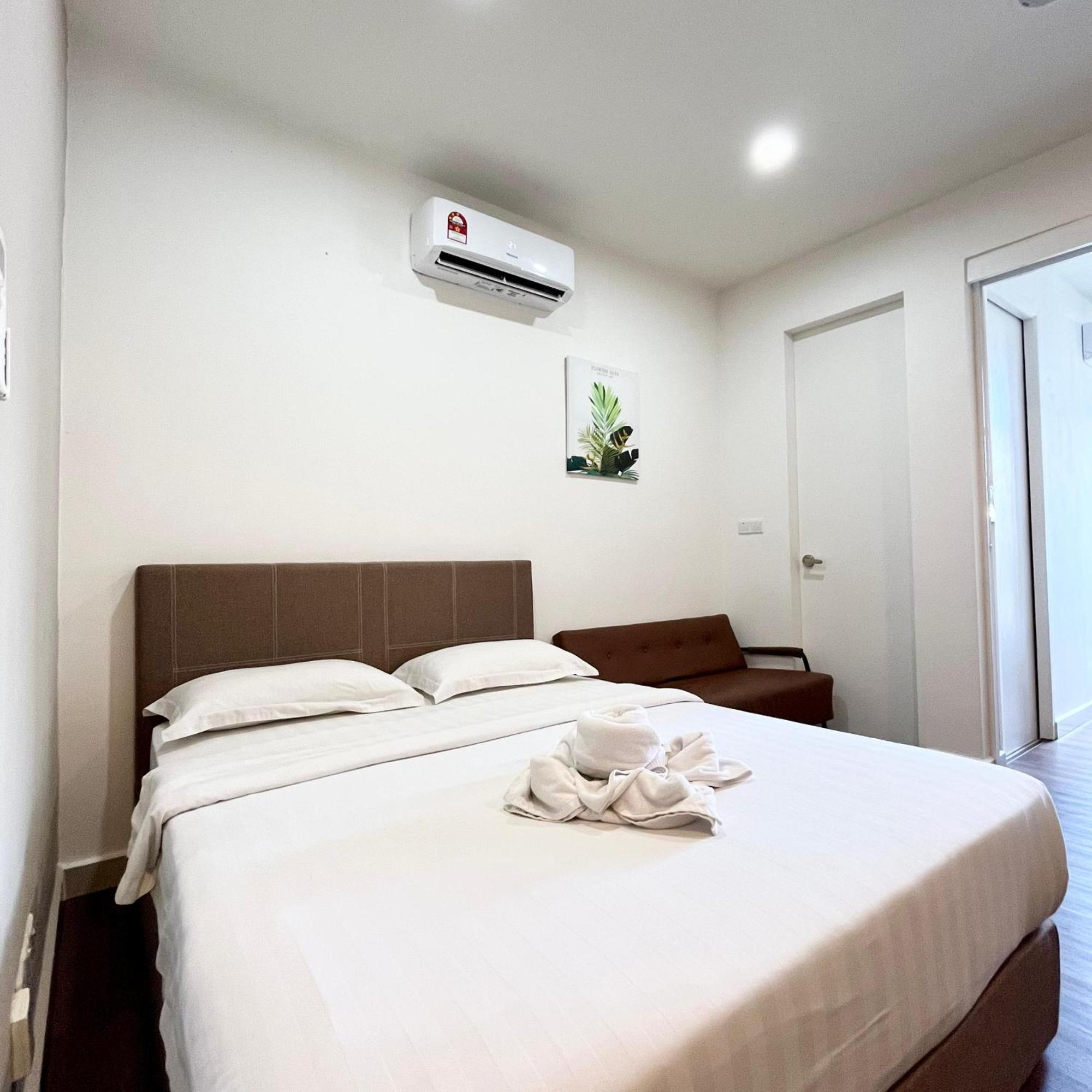 Covesign Suite, The Shore Kota Kinabalu Exterior photo